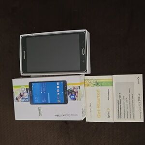 Samsung Galaxy Tab4 Tablet. Color Black